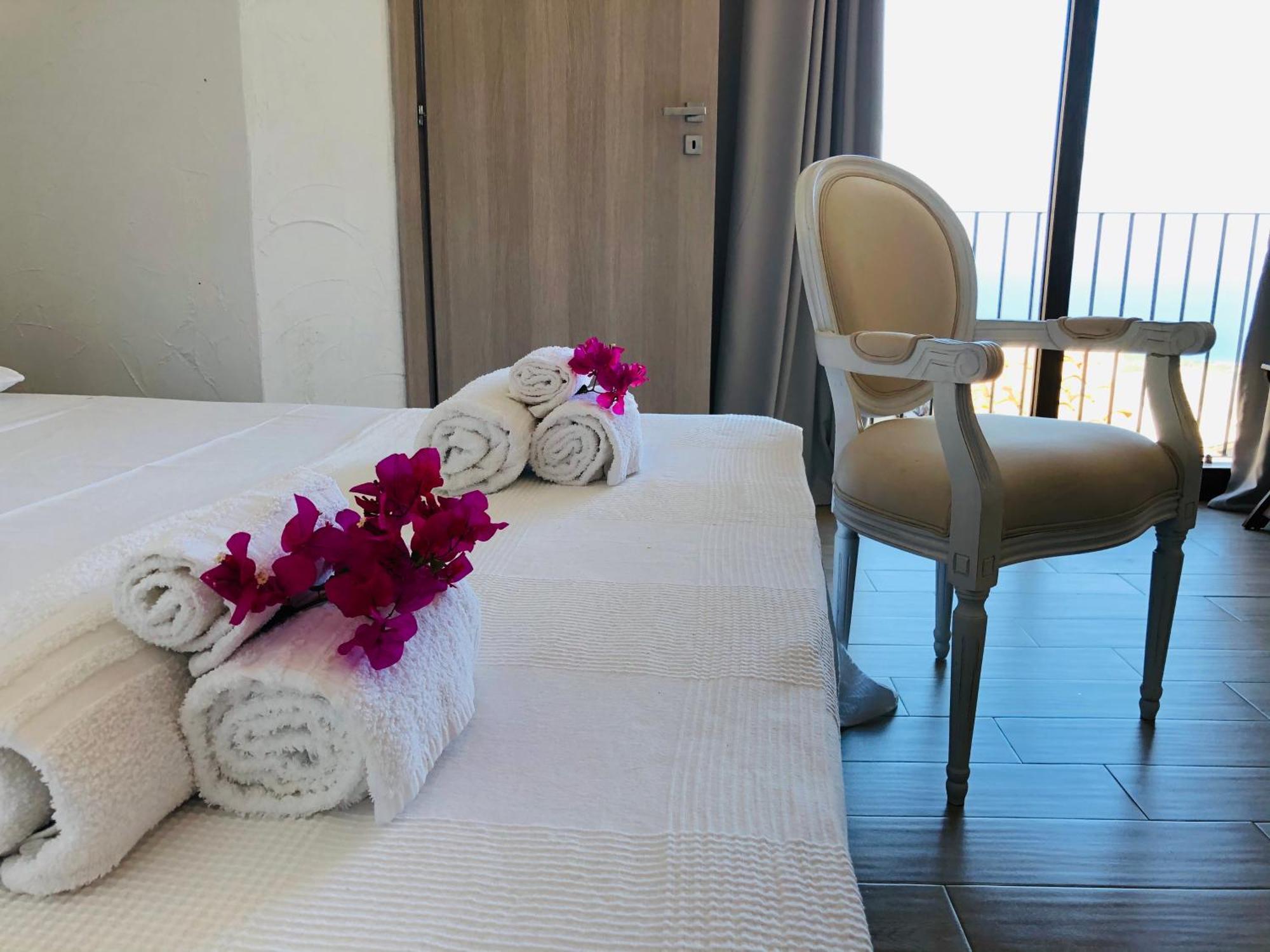 Perla Del Borgo Bed And Breakfast Santa Caterina dello Ionio Esterno foto