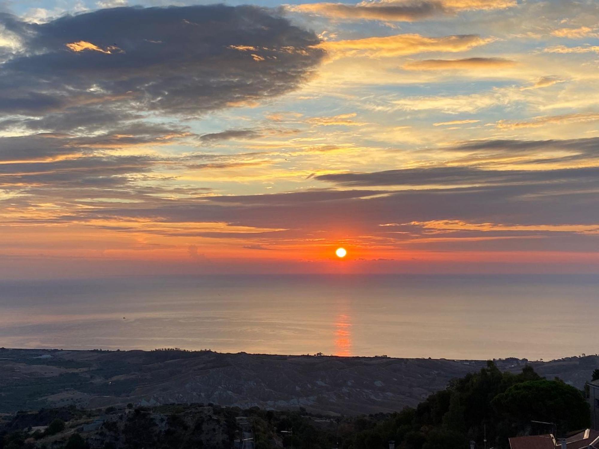 Perla Del Borgo Bed And Breakfast Santa Caterina dello Ionio Esterno foto